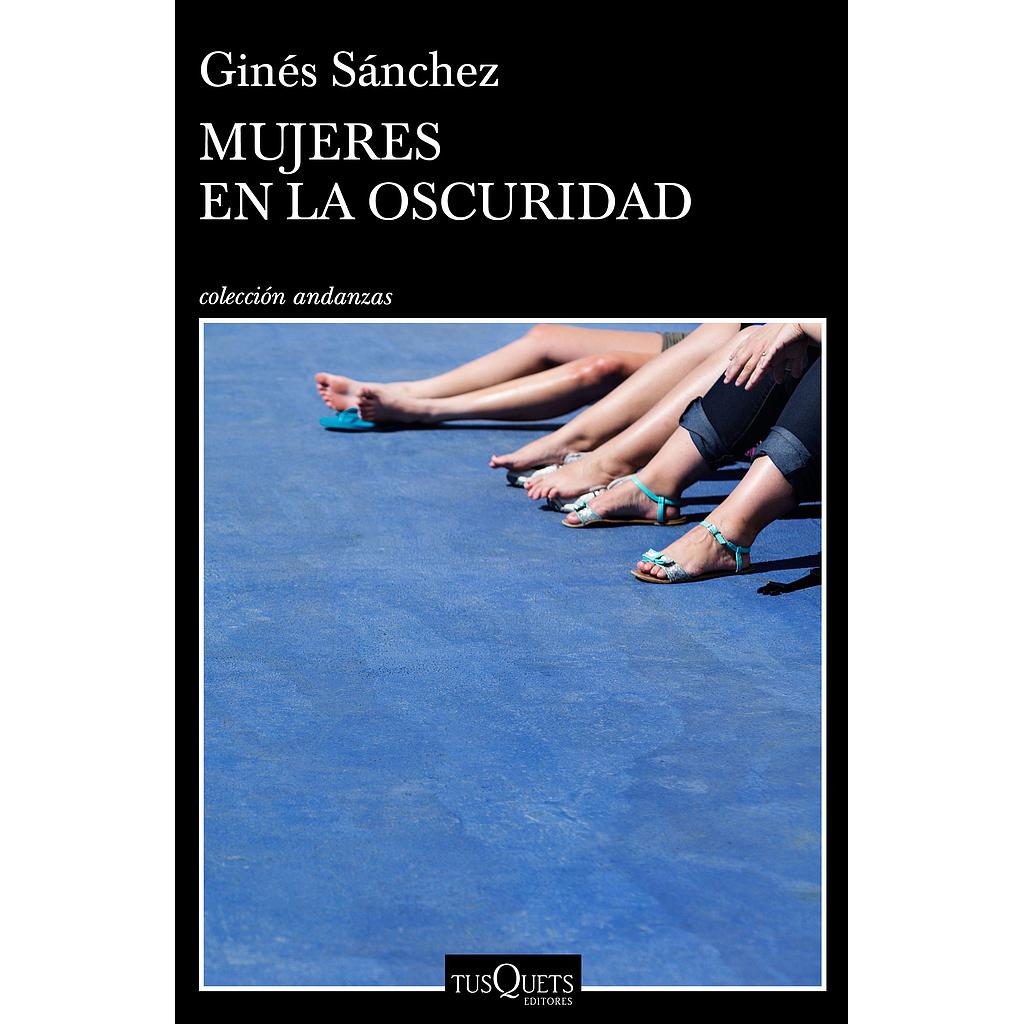 MUJERES EN LA OSCURIDAD